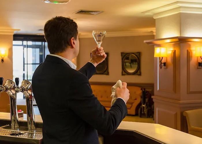 The Originals City, Astoria Vatican, לורדה