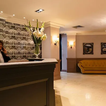The Originals City, Astoria Vatican, 3* Лурд