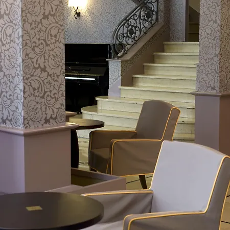Отель The Originals City, Astoria Vatican, 3*