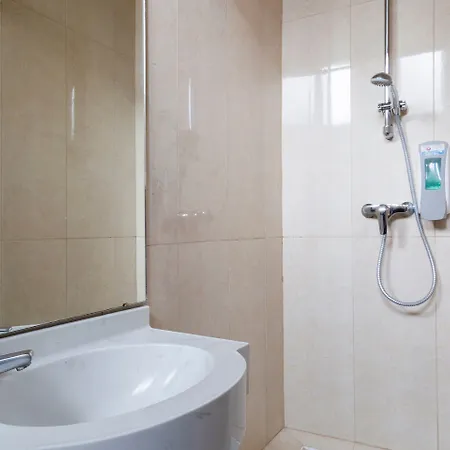 The Originals City, Astoria Vatican, 卢德