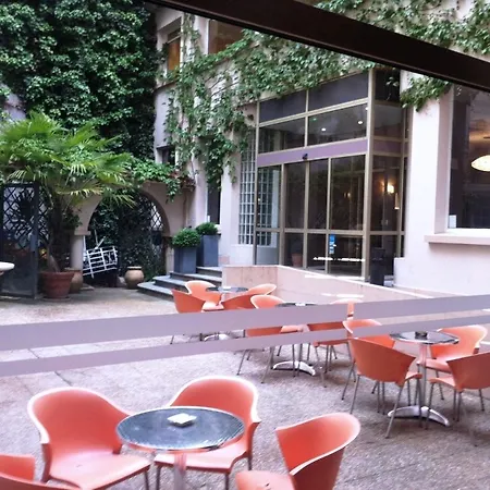 The Originals City, Astoria Vatican, 酒店