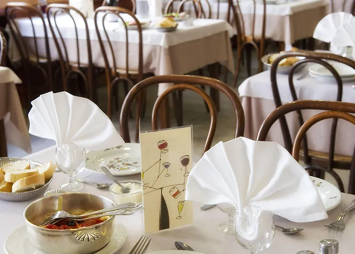 ホテル The Originals City, Astoria Vatican, 3*