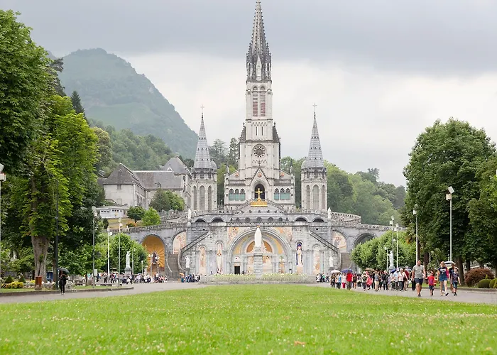 מלון The Originals City, Astoria Vatican, לורדה