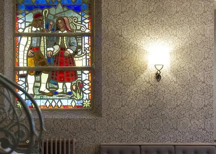 The Originals City, Astoria Vatican,