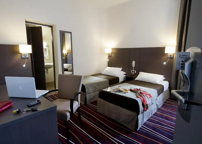 The Originals City, Astoria Vatican, Hotel